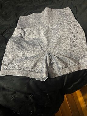 Seamless High-Waist Women’s Shorts - Gray